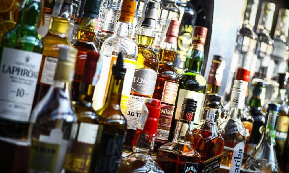 Σέρρες - Συνελήφθη Βούλγαρος με 19 παράνομα μπουκάλια αλκοόλ